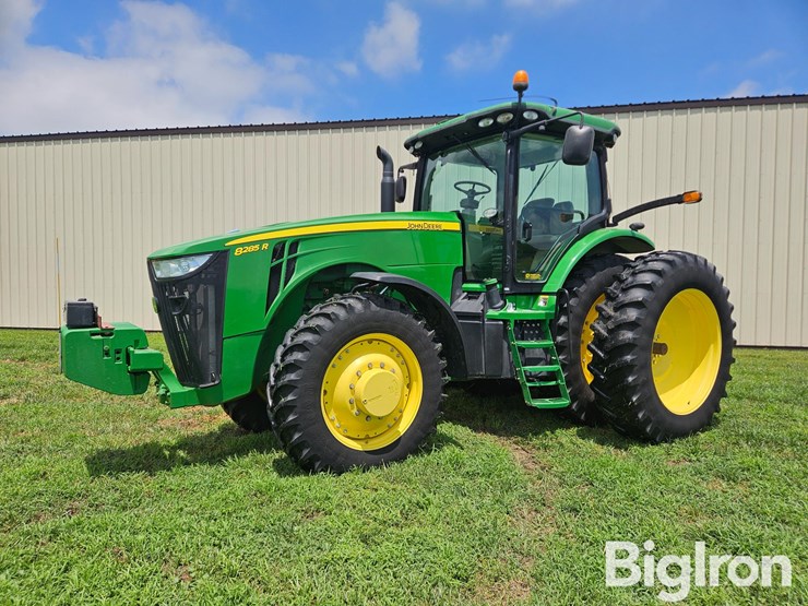2011-john-deere-8285r-image-1