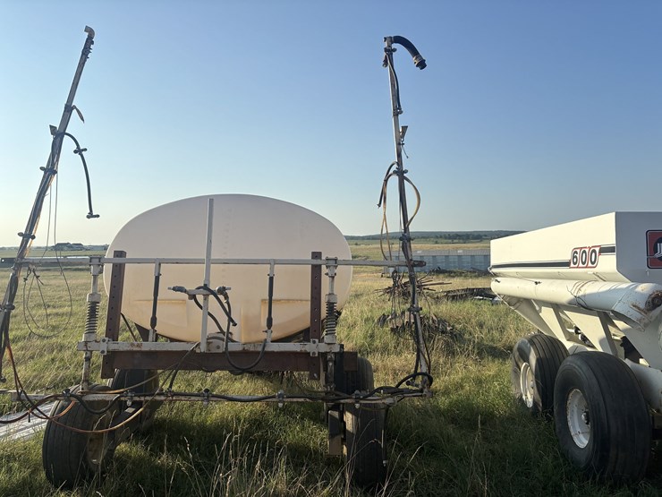 950-gallon-sprayer-image-5