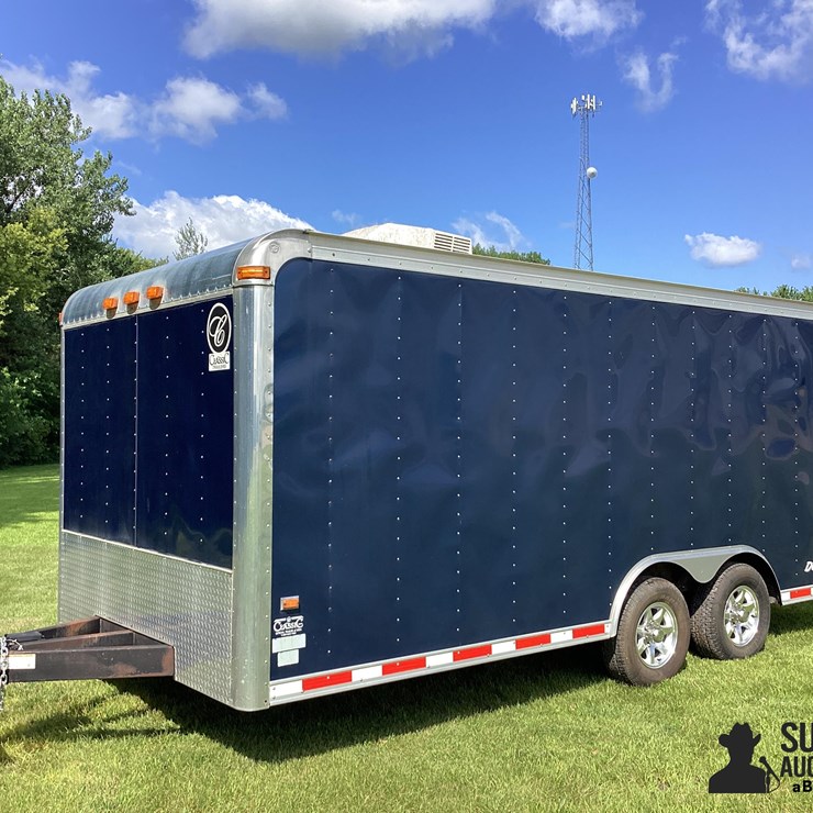 2008 Classic 18' Dominator T/A Enclosed Trailer