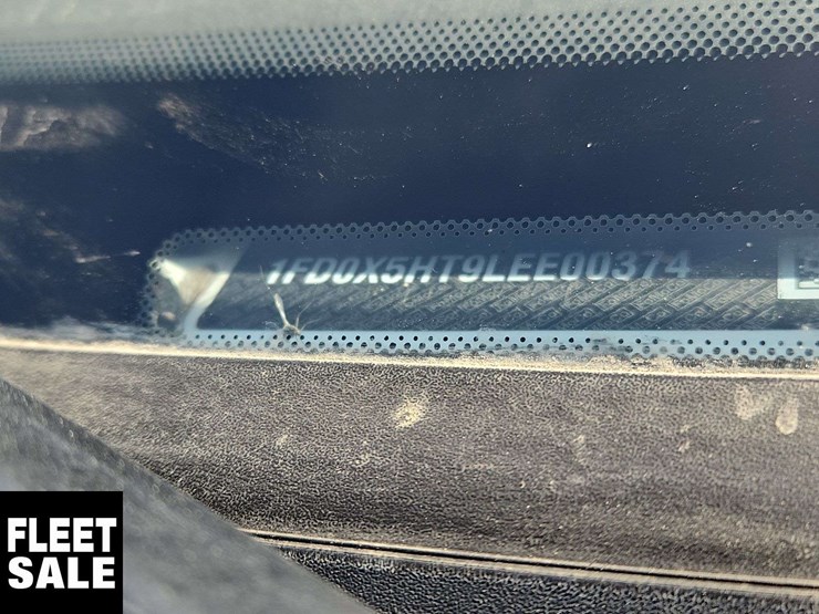 2020-ford-f550-image-15
