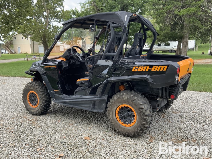 2015-can-am-commander-xtp-1000-utv-image-7