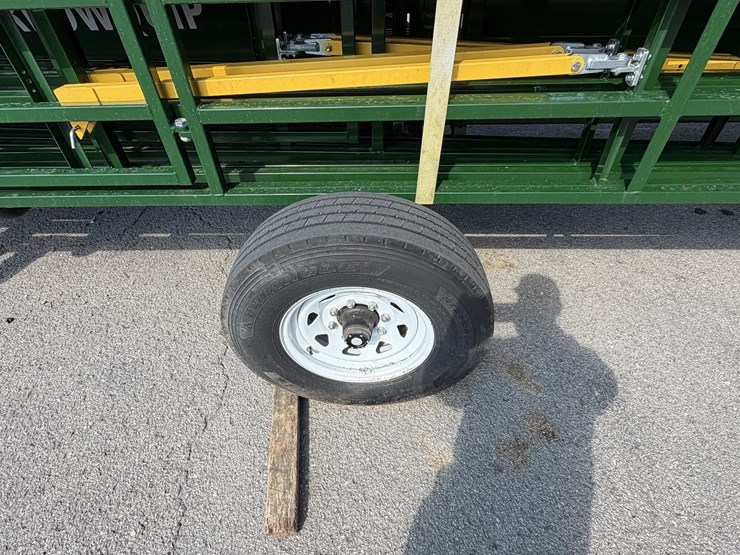 new/unused-arrowquip-heeler-75c-portable-corral,-chute-and-alley-image-28
