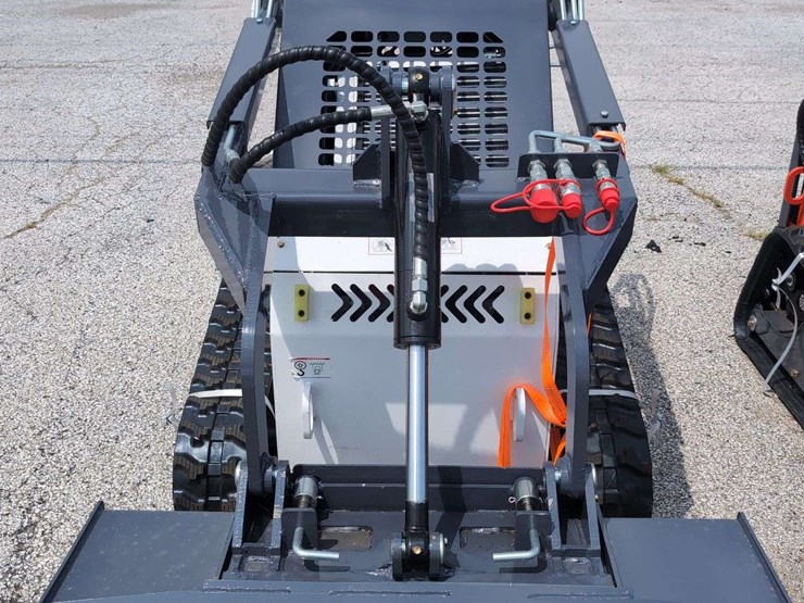zjg-mini-skid-steer-loader-zj-380-(white)---15hp-image-2
