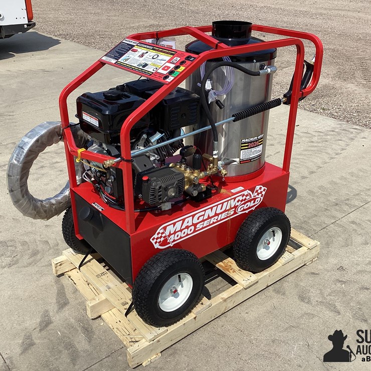 2026 Magnum 4000 Series Hot Water Pressure Washer