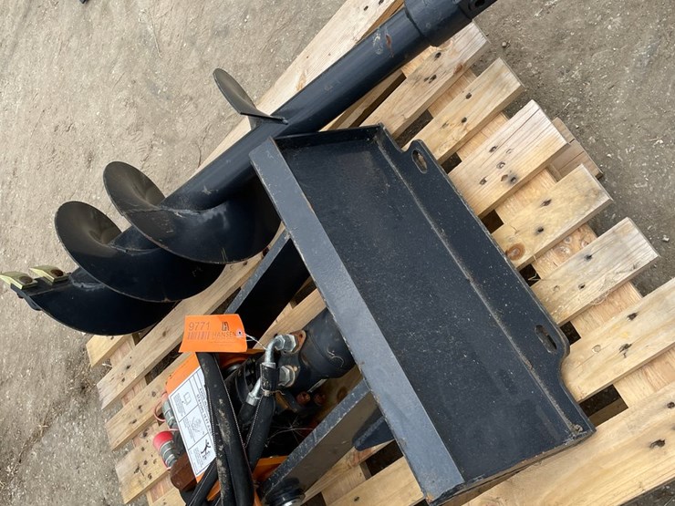 #9771-•-wolverine-mini-skid-steer-auger-drive-and-bit-attachment-image-3
