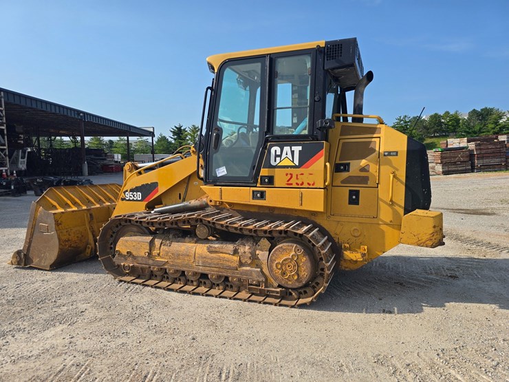 caterpillar-953d-image-5