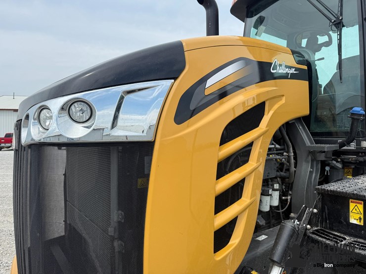 2017-challenger-mt755e-image-11