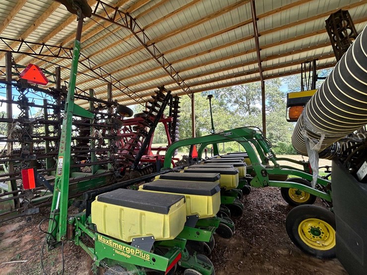 2000-john-deere-1730-image-19