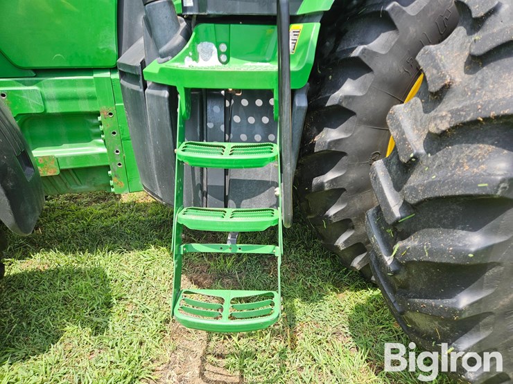 2011-john-deere-8285r-image-19