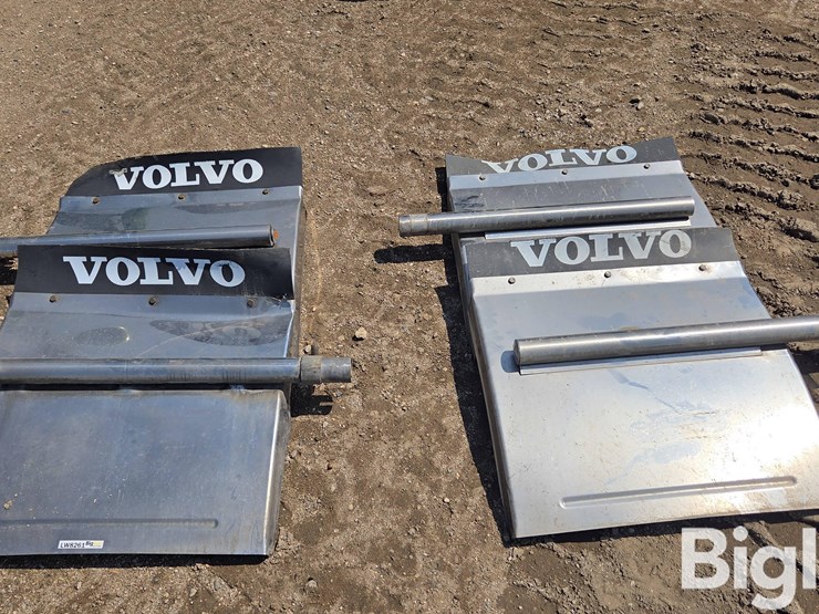 volvo-quarter-fenders-image-1