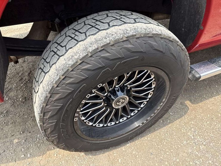 2018-dodge-3500-image-22
