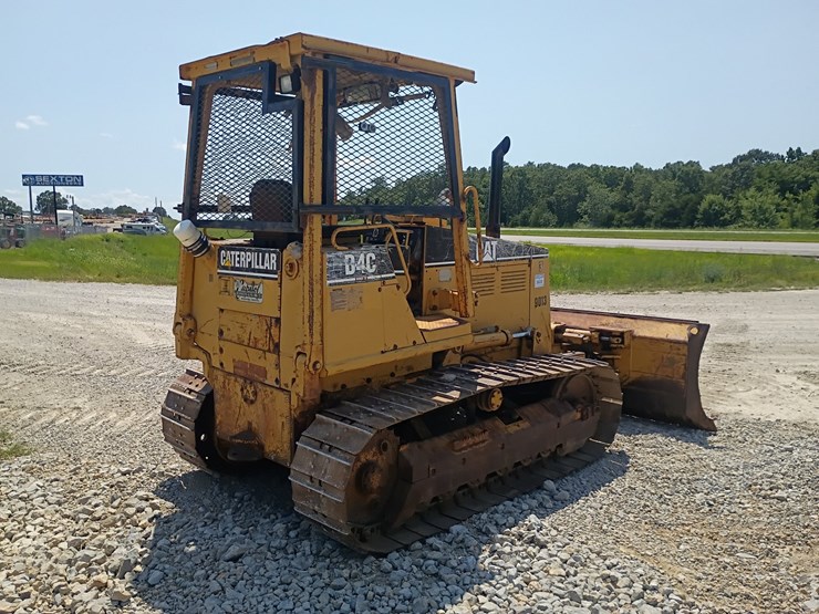 caterpillar-d4c-image-9