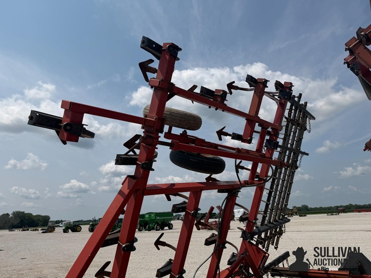 case-ih-4800-image-17