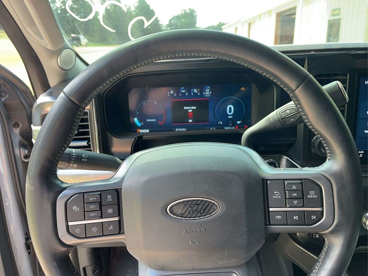 2024-ford-f250-image-15