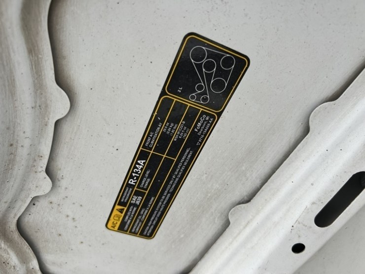 2010-ford-transit-connect-image-35