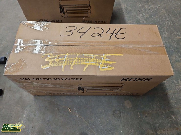 unused-boss-18in-x-8in-cantilever-tool-box-with-set-of-tools-and-foam-organizer-insert-image-11