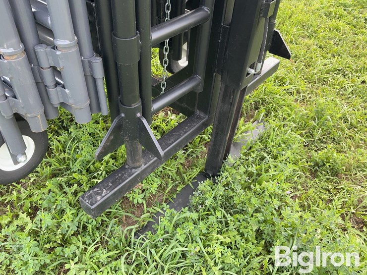 2026-linn-post-and-pipe-wrangler-pro-series-super-large-gooseneck-portable-corral-image-16