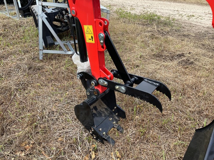 #9723-•-alistair-mini-excavator-image-7