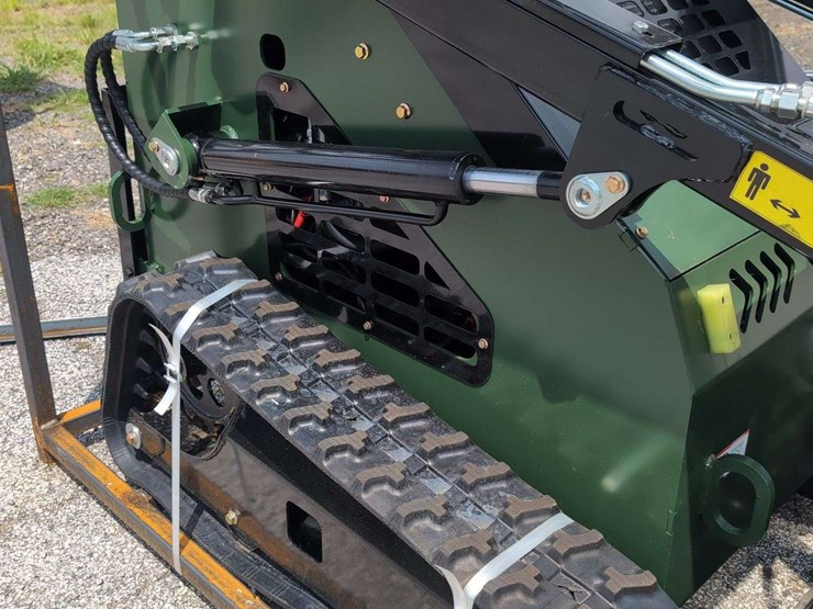 zjg-mini-skid-steer-loader-zj-380-(green)---15hp-image-2