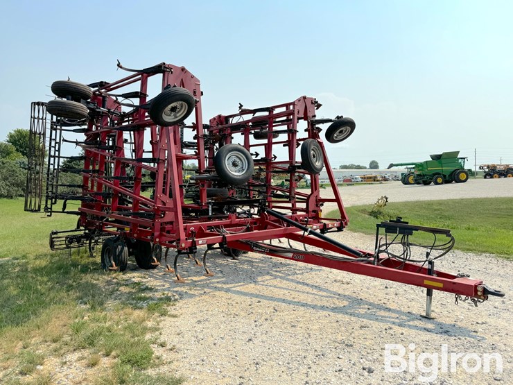 2012-case-ih-200-image-3