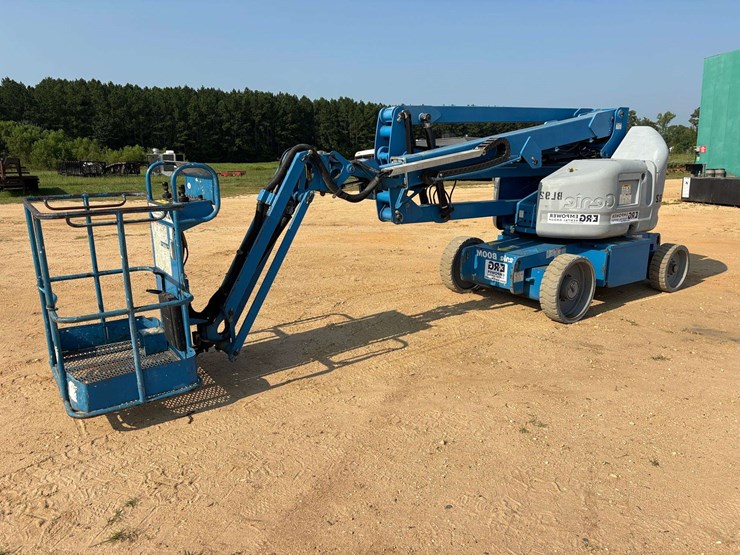 2012-genie-z40/23n-image-1