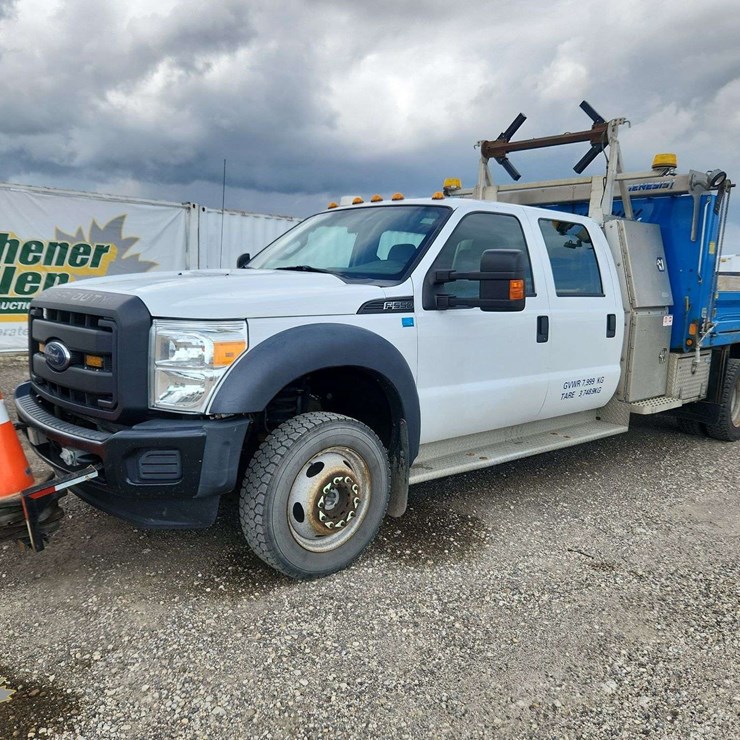 2015 FORD F550
