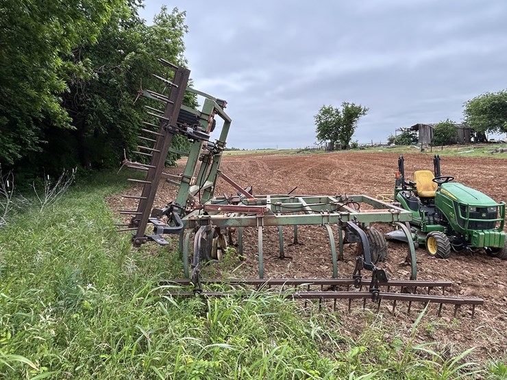flex-king-200-18'-field-cultivator-image-3