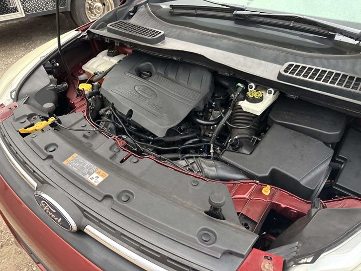 2014-ford-escape-se-image-18