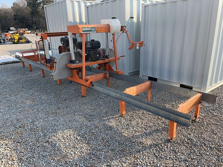 norwood-lumberman-mn26-portable-sawmill-image-1