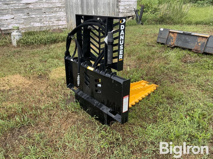 danuser-intimidator-skid-steer-tree-puller-image-5