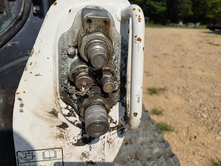 2020-bobcat-t770-image-62