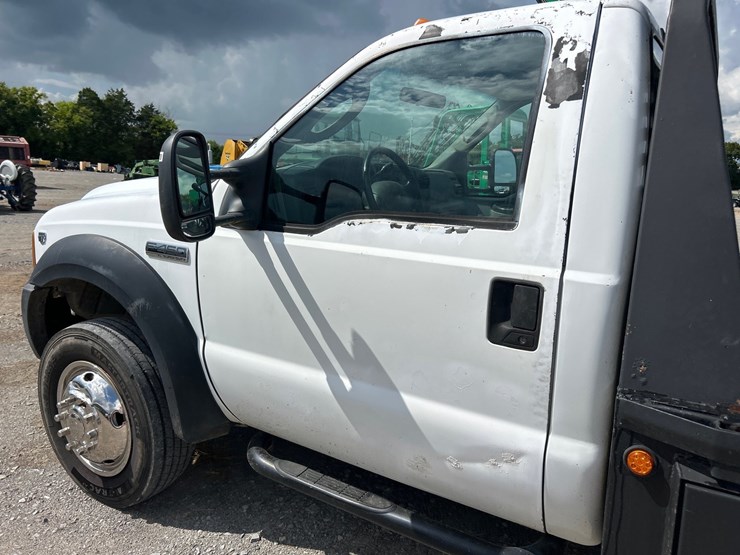 2006-ford-f450-image-8