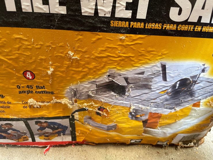 #10124-•-workforce-7"-tile-wet-saw-image-10