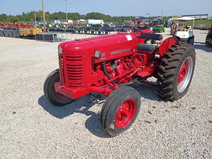 1955-international-300-image-1