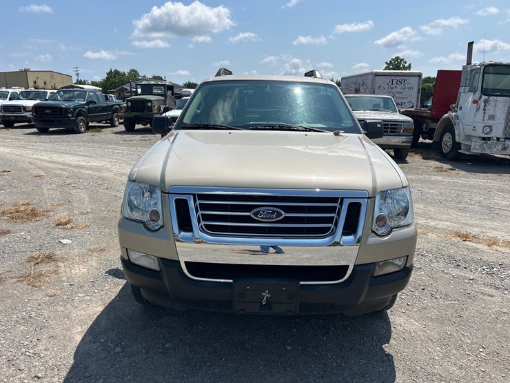 2007-ford-explorer-sport-trac-image-3
