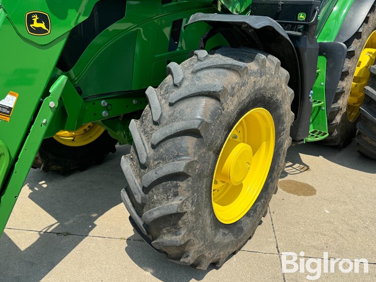 2023-john-deere-6r-155-image-14