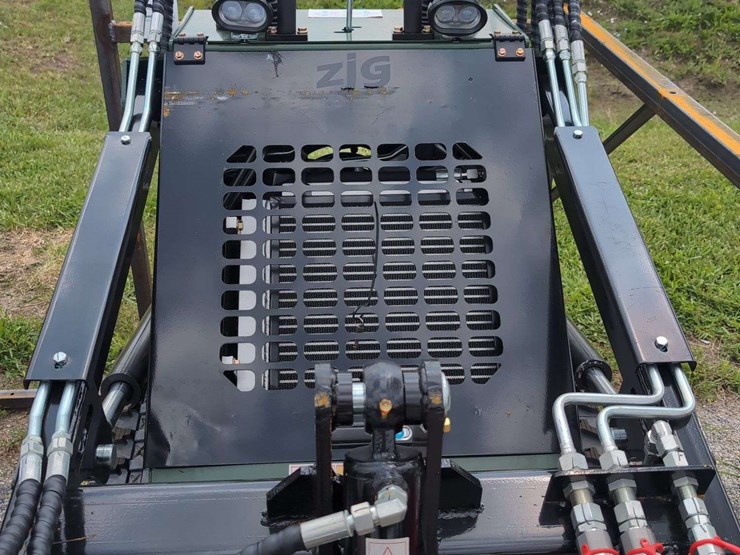 zjg-mini-skid-steer-loader-zj-380-(green)---15hp-image-3