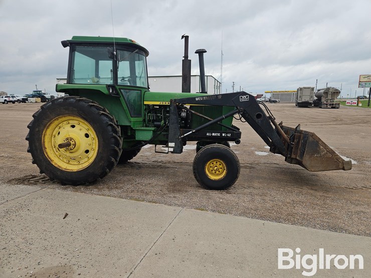 john-deere-4630-image-4