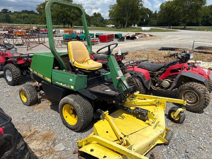 john-deere-f1145-image-1