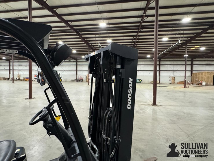 2019-doosan-gc25s-9-image-13