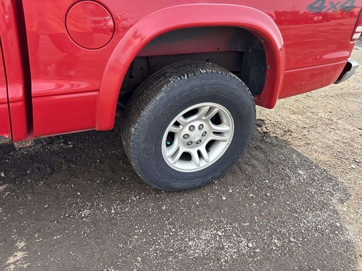 2004-dodge-dakota-slt-image-8