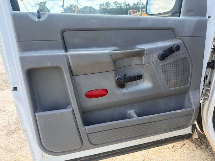 2008-dodge-ram-1500-image-19