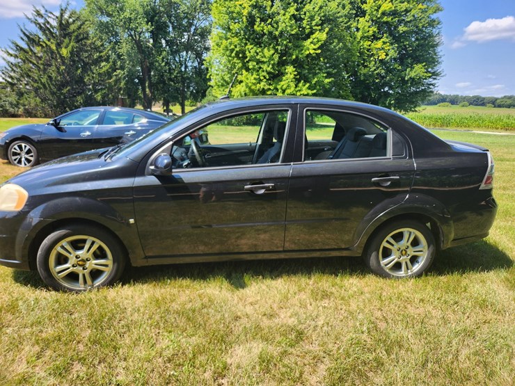 #2810-•-2009-chevrolet-aveo-lt-(has-wi-title)-image-1