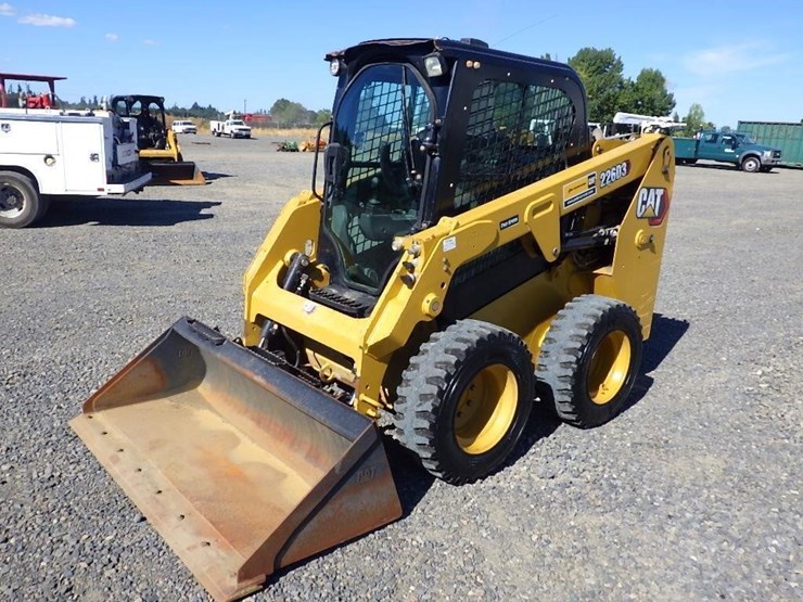2014-caterpillar-226d3-image-1