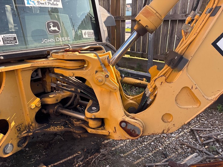 2005-deere-310g-image-8