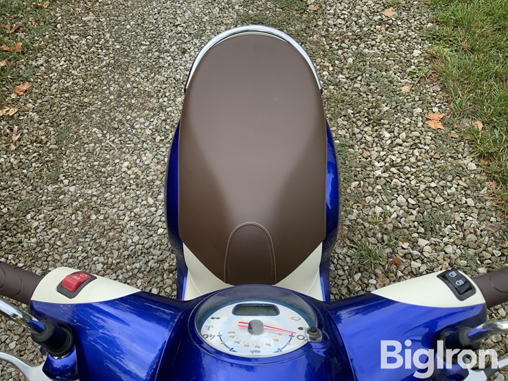 2024-honda-metropolitan-ncw50-scooter-image-14