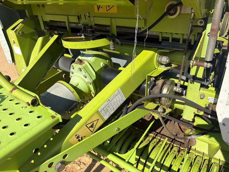 claas-variant-280-image-20