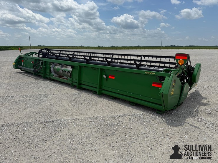 2014-john-deere-630f-image-5