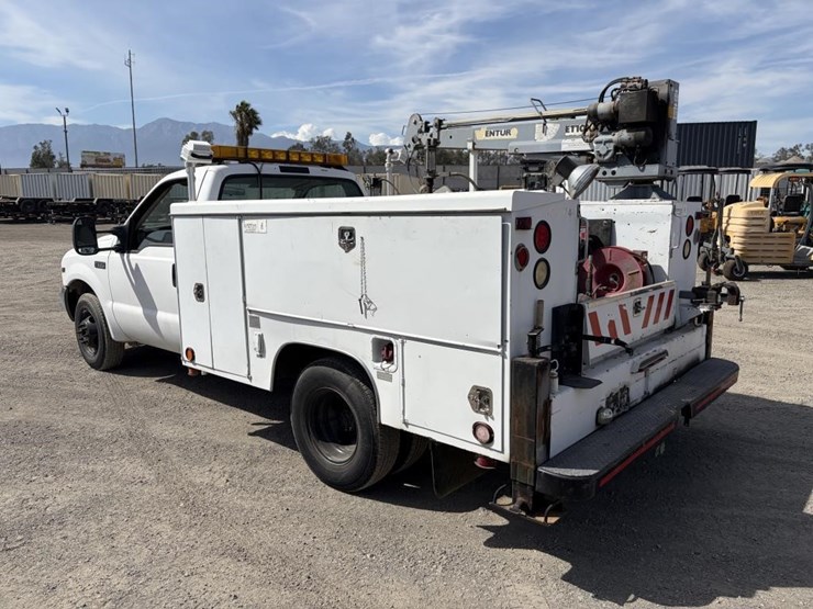 2001-ford-f350-image-4