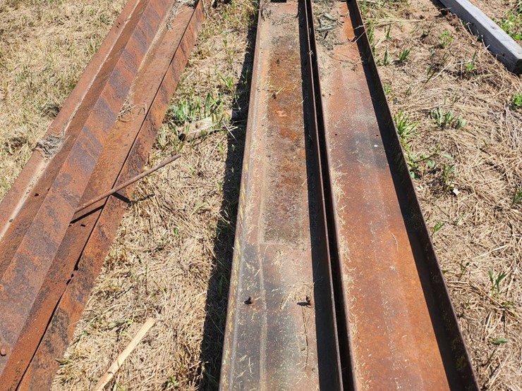 #2828-•-(4)-metal-i-beams-image-6